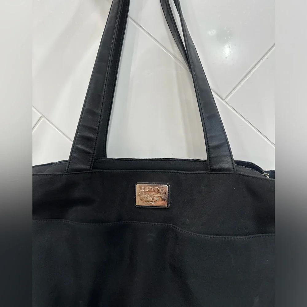 DKNY tote bag - Picture 2 of 16